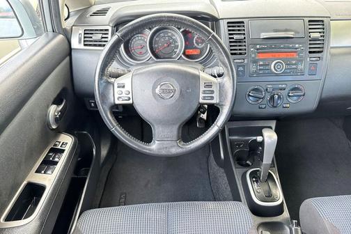 2012 Nissan Versa 1.8 SL