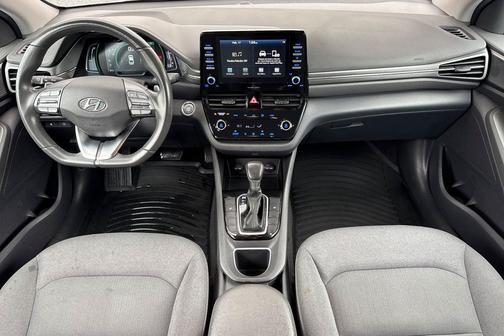 2020 Hyundai IONIQ Hybrid SE