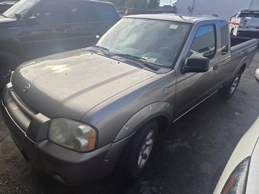2004 Nissan Frontier XE King Cab