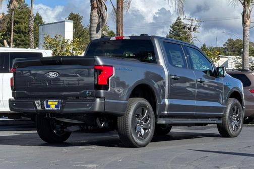 2025 Ford F-150 Lightning Flash