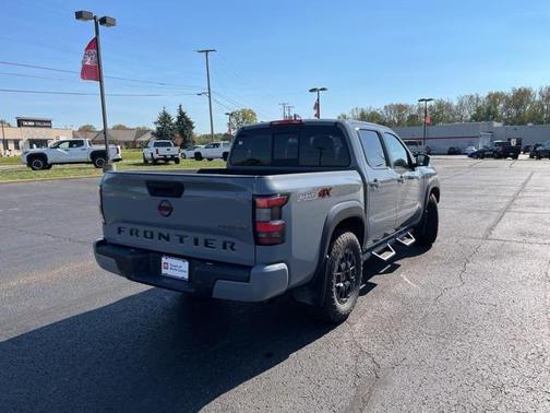 2022 Nissan Frontier PRO-4X