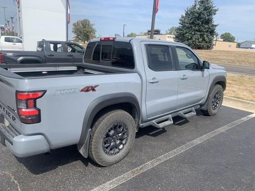 2022 Nissan Frontier PRO-4X