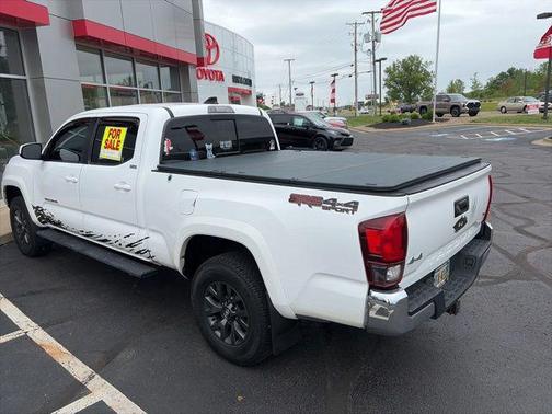 Super White 2021 Toyota Tacoma SR5