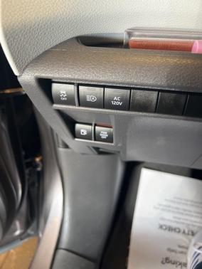 2021 Toyota Sienna XSE 7 Passenger