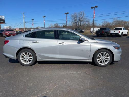 2017 Chevrolet Malibu 1LT