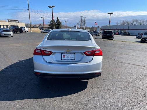 2017 Chevrolet Malibu 1LT