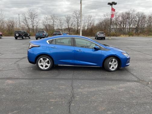2017 Chevrolet Volt LT