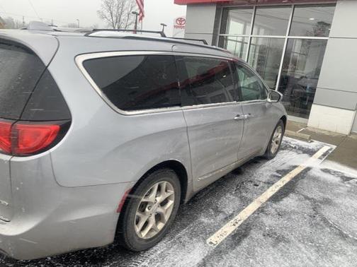 2019 Chrysler Pacifica Limited