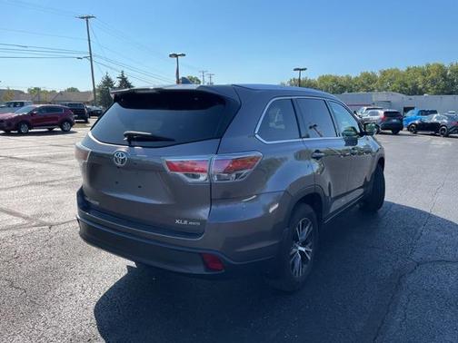 2016 Toyota Highlander XLE