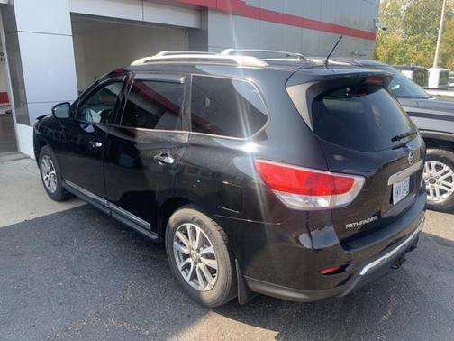 2013 Nissan Pathfinder SL