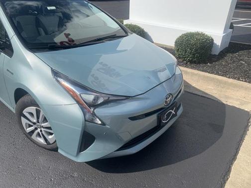 2018 Toyota Prius Four