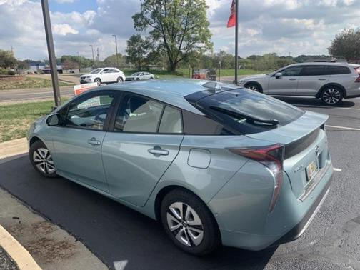 2018 Toyota Prius Four