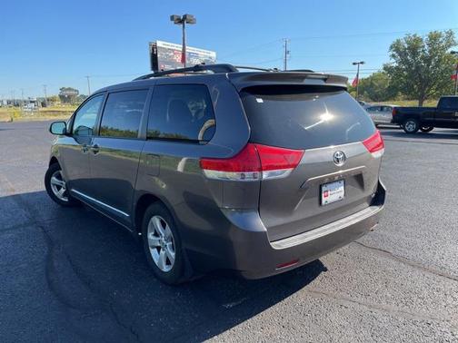 2012 Toyota Sienna LE