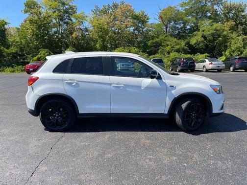 2017 Mitsubishi Outlander Sport 2.0 LE