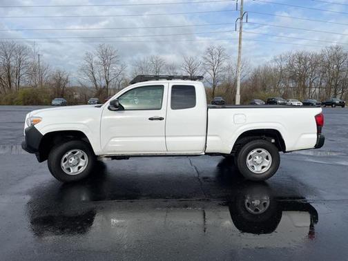 2019 Toyota Tacoma SR
