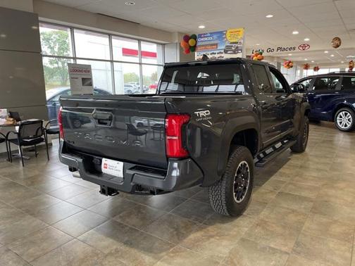 2025 Toyota Tacoma TRD Off-Road