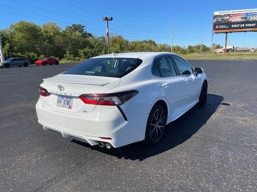 2021 Toyota Camry SE