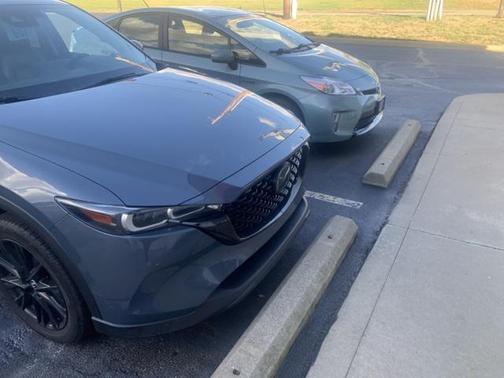 2023 Mazda CX-5 Carbon Edition