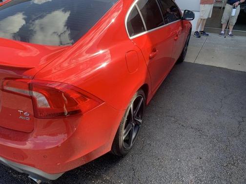 2016 Volvo S60 T6 Drive-E R-Design Platinum