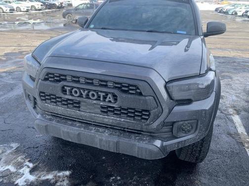 2022 Toyota Tacoma TRD Sport