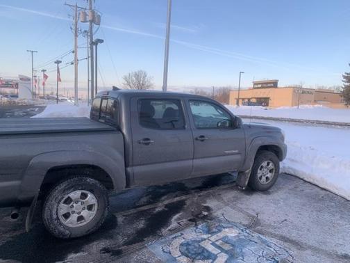 2014 Toyota Tacoma Base