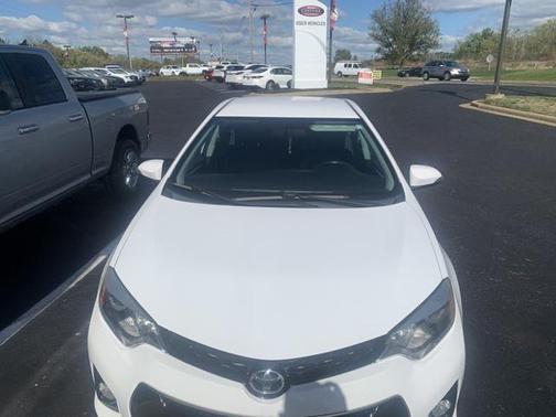 2015 Toyota Corolla S Plus