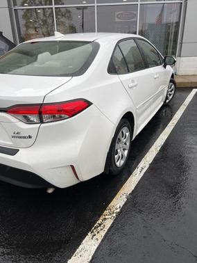 2024 Toyota Corolla Hybrid LE