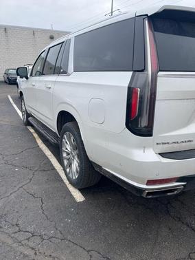 2021 Cadillac Escalade ESV Premium Luxury