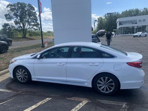 2016 Hyundai SONATA Sport