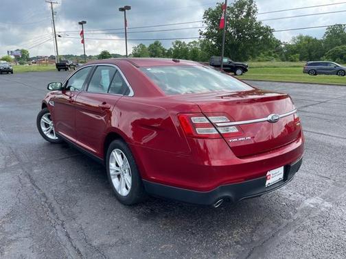 2015 Ford Taurus SEL