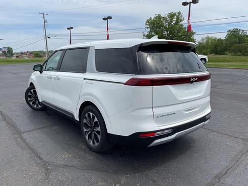 2022 Kia Carnival EX