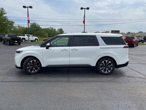 2022 Kia Carnival EX