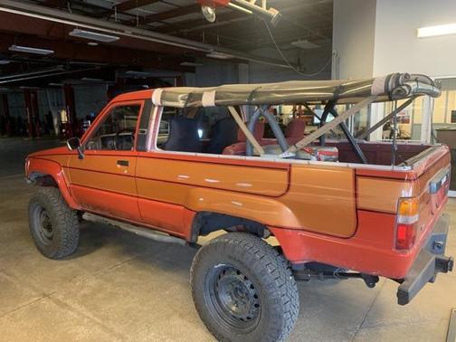 1985 Toyota 4Runner Base