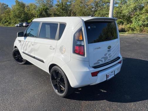 2011 Kia Soul +