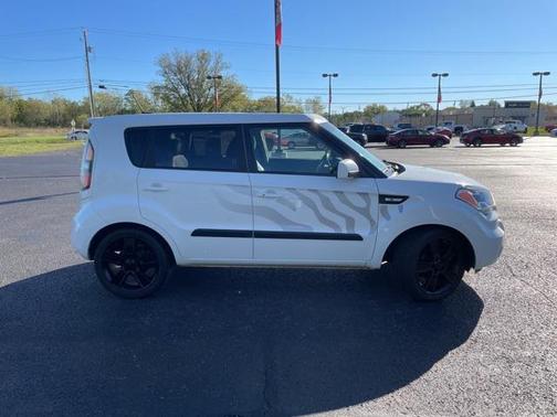 2011 Kia Soul +