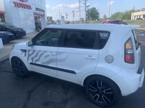 2011 Kia Soul +