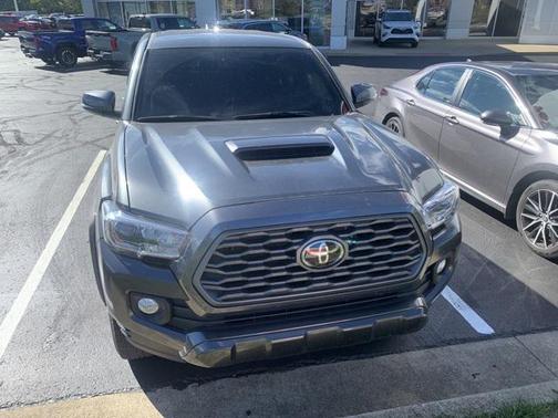 2023 Toyota Tacoma TRD Sport