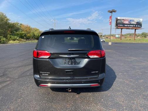 2018 Chrysler Pacifica Limited