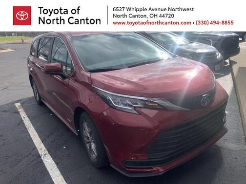 2021 Toyota Sienna LE