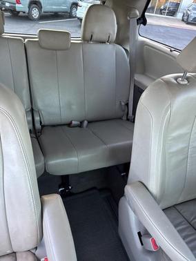 2014 Toyota Sienna XLE
