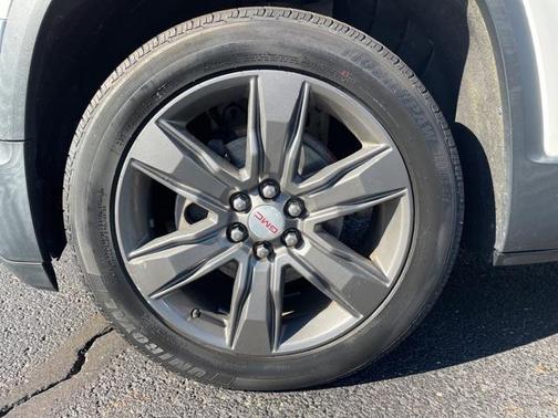 2017 GMC Acadia SLT-2