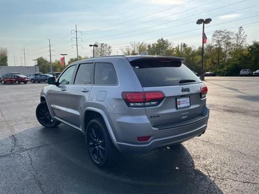 2020 Jeep Grand Cherokee Altitude