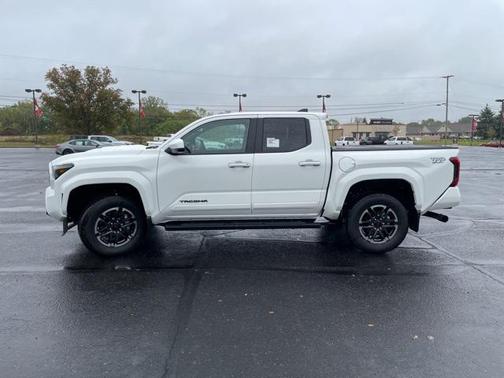 2025 Toyota Tacoma TRD Sport
