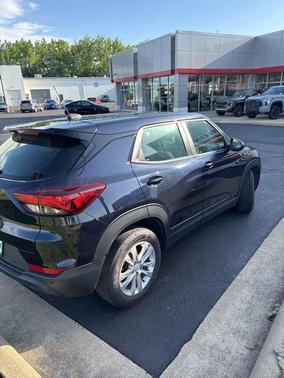 Midnight Blue Metallic 2021 Chevrolet Trailblazer LS