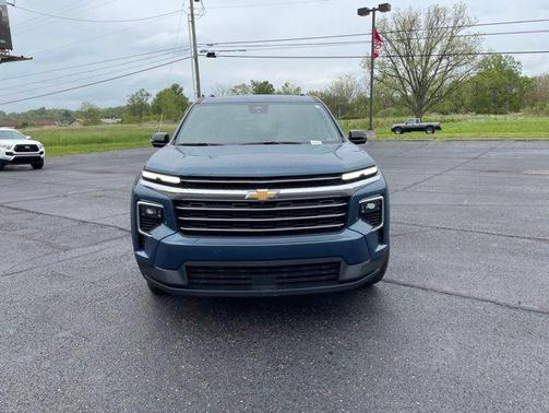 Lakeshore Blue Metallic 2026 Chevrolet Traverse LT