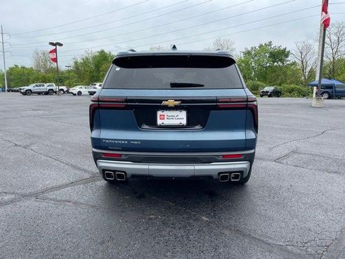 Lakeshore Blue Metallic 2026 Chevrolet Traverse LT