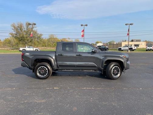 2024 Toyota Tacoma TRD Off Road