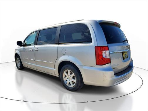 2012 Chrysler Town & Country Touring