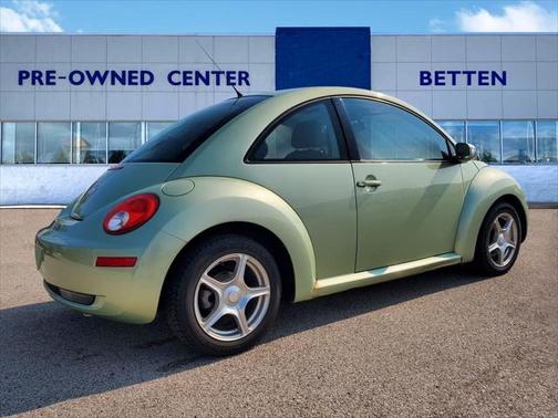 2010 Volkswagen New Beetle 2.5L
