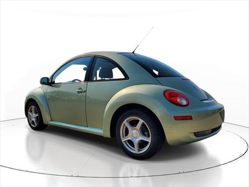 2010 Volkswagen New Beetle 2.5L